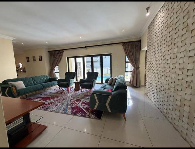 4 BEDROOM HOUSE FOR SALE IN BLUE VALLEY GOLF ESTATE